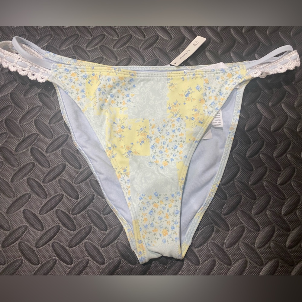 Floral Lace Trim Bikini Bottom